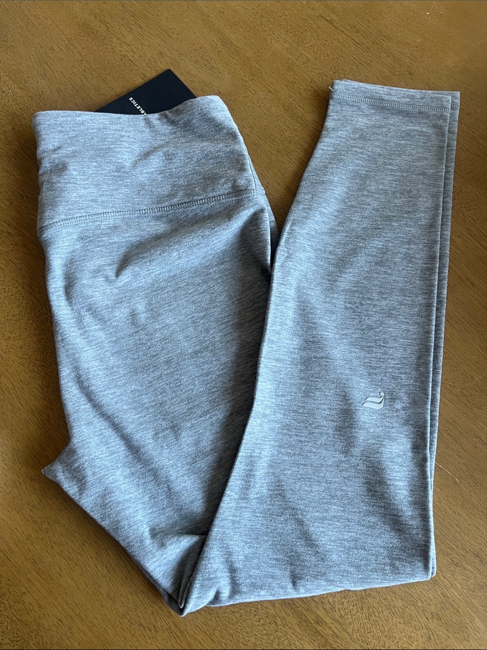 NWT Fabletics Gray Active Leggings